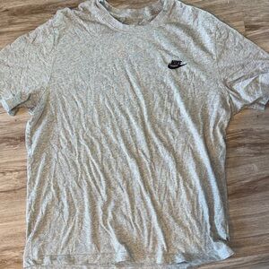 Nike Heather Gray Men's Short Sleeve Tee